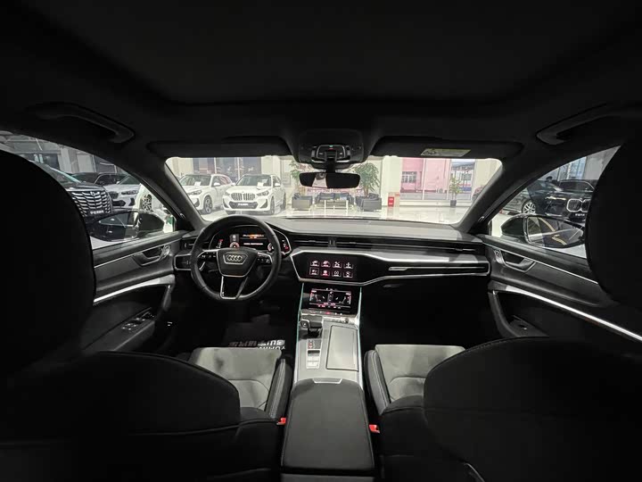 Фото 9 - Audi A6L