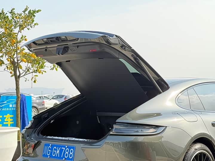 Фото 4 - Porsche Panamera