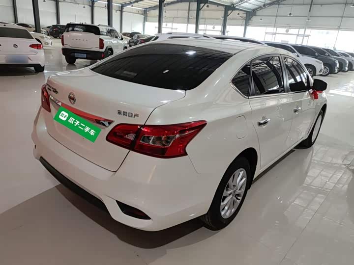 Фото 7 - Nissan Sylphy