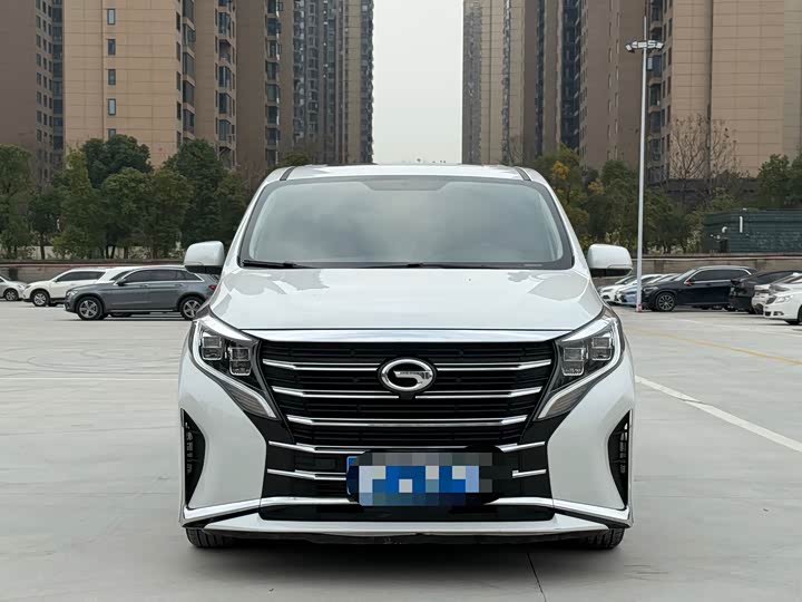 Фото 2 - GAC Trumpchi M8