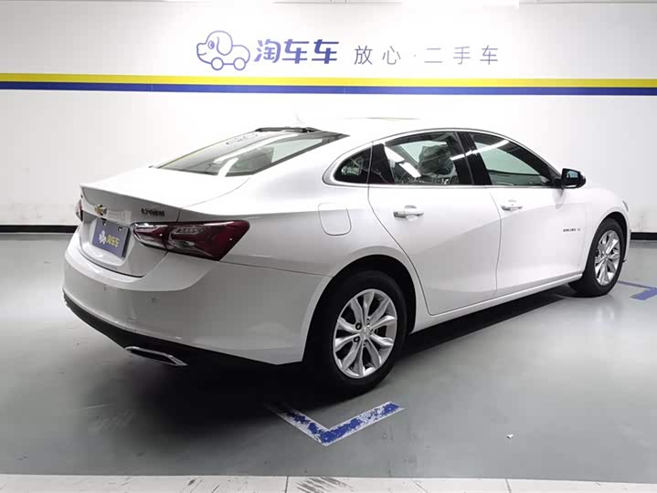 Фото 3 - Chevrolet Malibu XL