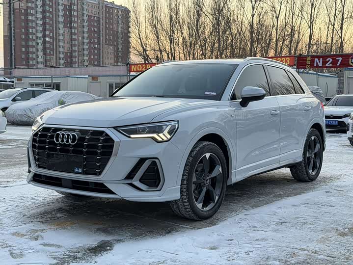 Фото 1 - Audi Q3