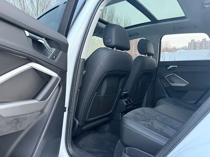 Фото 6 - Audi Q3