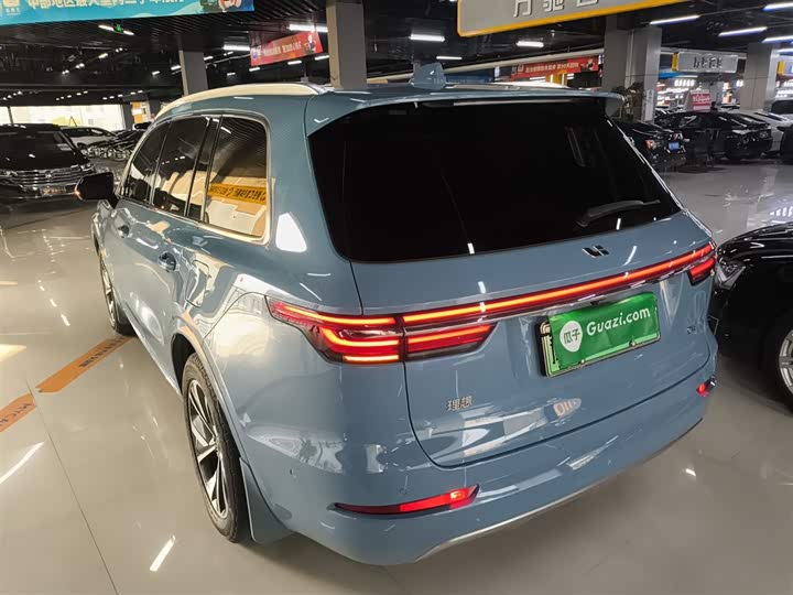 Фото 5 - LiXiang One