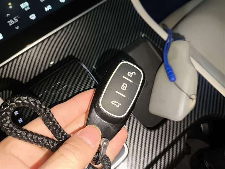 Фото 9 - LiXiang One