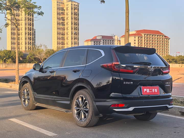 Фото 9 - Honda CR-V