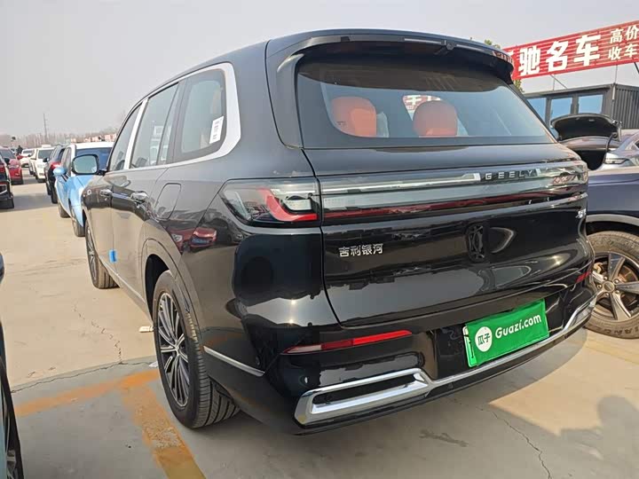 Фото 5 - Geely Galaxy M9