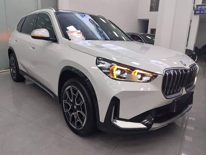 Фото 4 - BMW X1