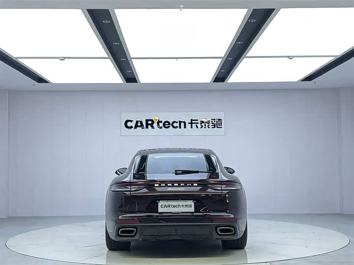 Фото 4 - Porsche Panamera