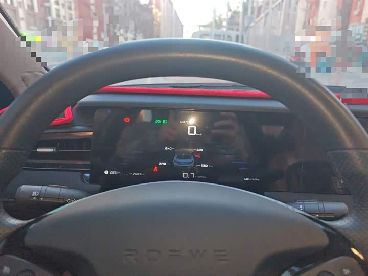 Фото 4 - Roewe i5