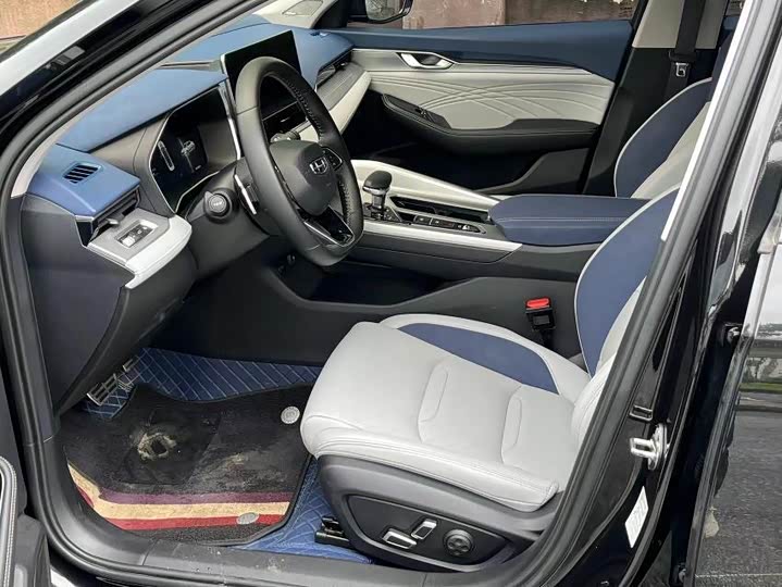 Фото 8 - Geely Preface