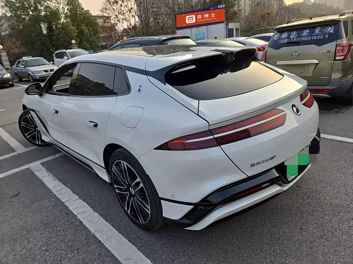 Фото 3 - Denza Z9GT