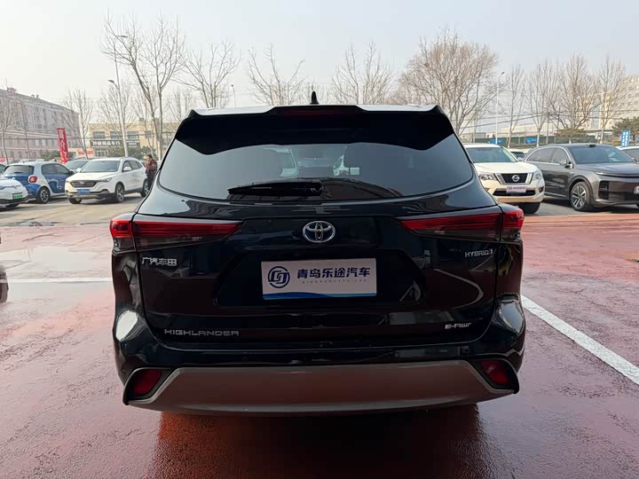 Фото 5 - Toyota Highlander