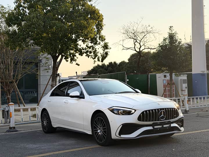 Фото 3 - Mercedes-Benz C-Class