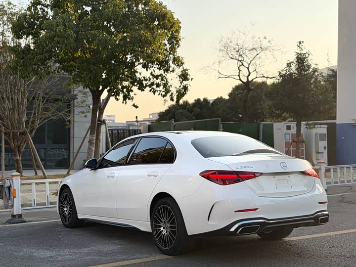 Фото 6 - Mercedes-Benz C-Class