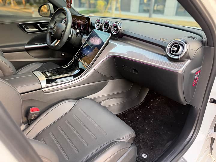 Фото 9 - Mercedes-Benz C-Class