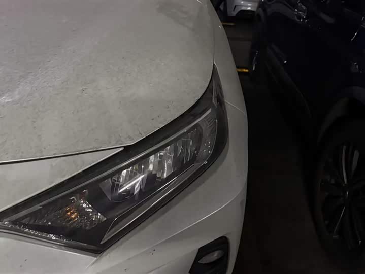 Фото 5 - Toyota RAV4