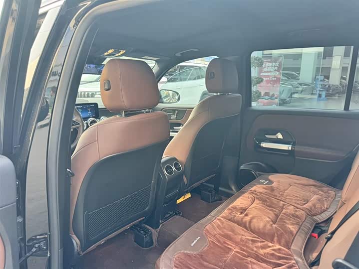 Фото 4 - Mercedes-Benz GLB-Class