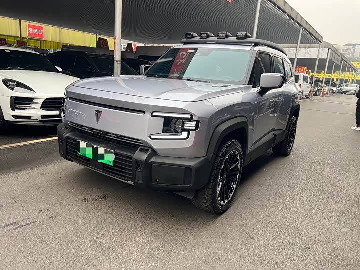 Фото 1 - Changan Deepal G318