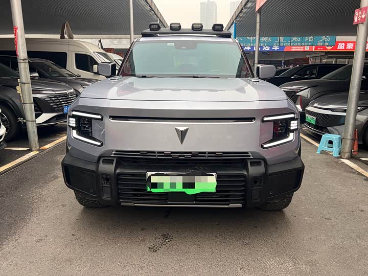 Фото 2 - Changan Deepal G318