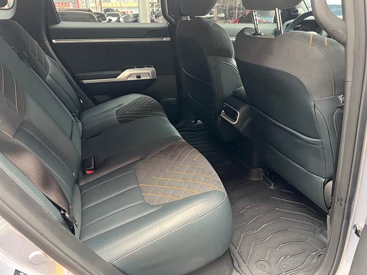 Фото 8 - Changan Deepal G318