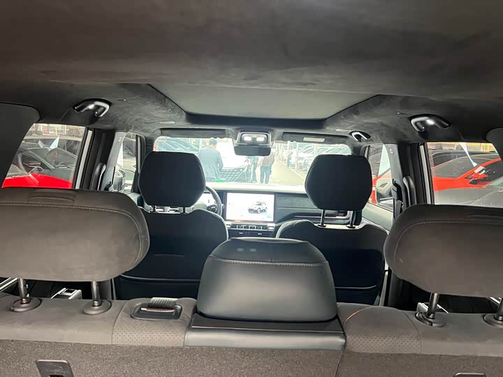 Фото 9 - Changan Deepal G318