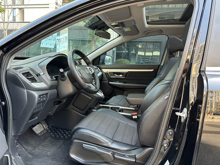 Фото 8 - Honda CR-V