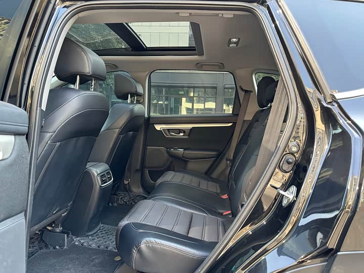 Фото 9 - Honda CR-V