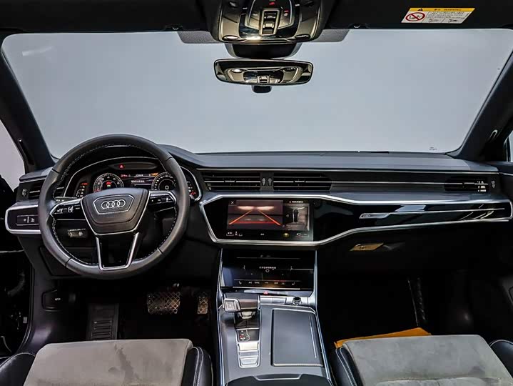 Фото 7 - Audi A6L