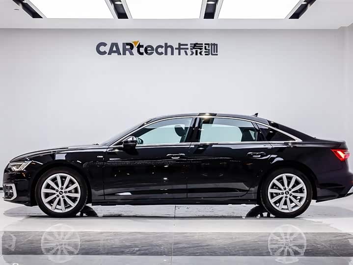 Фото 9 - Audi A6L