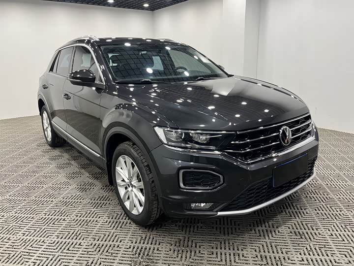 Фото 1 - Volkswagen T-Roc