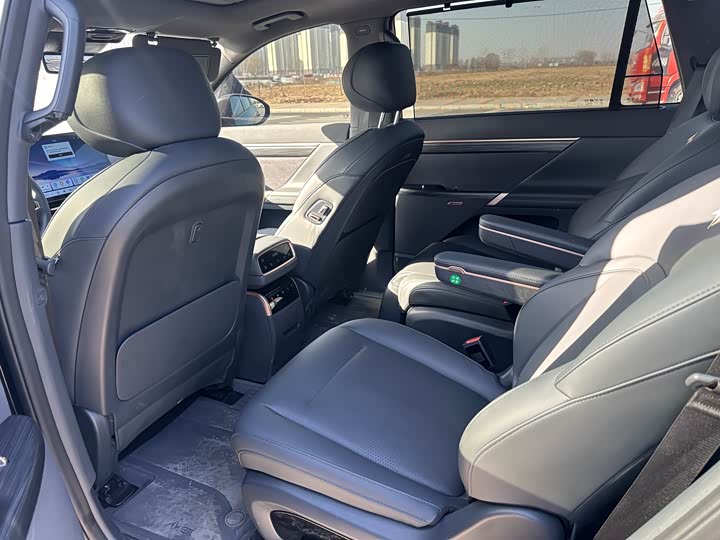 Фото 9 - Dongfeng Yipai eπ 008