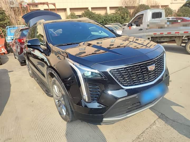 Фото 4 - Cadillac XT4