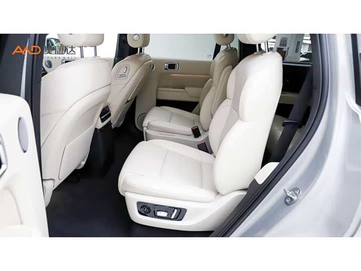 Фото 7 - LiXiang L9