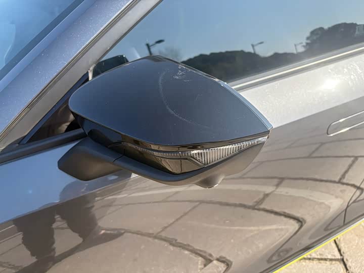 Фото 9 - Changan UNI-V