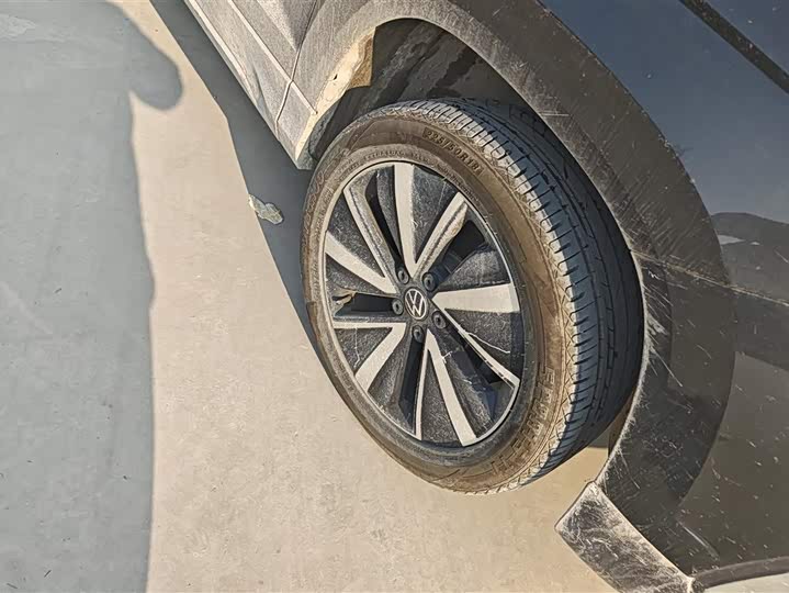 Фото 6 - Volkswagen Tharu