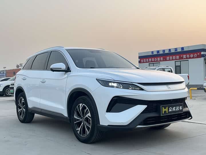 Фото 3 - BYD Song Pro Hybrid