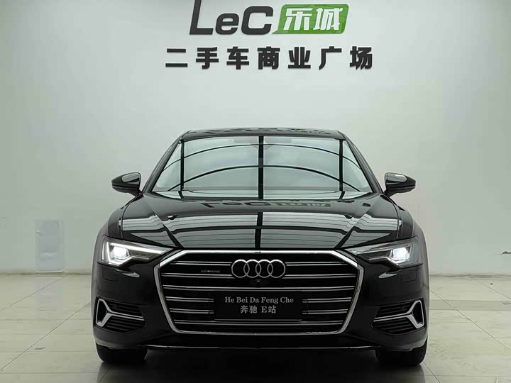 Фото 2 - Audi A6L