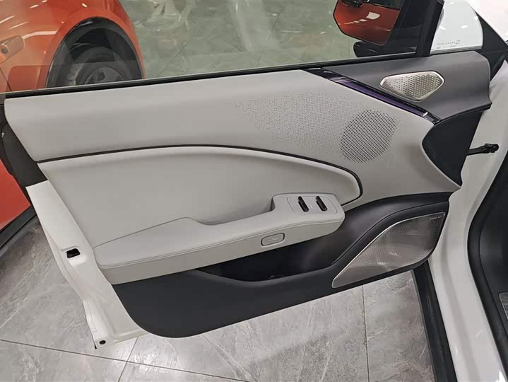 Фото 7 - Zeekr 007