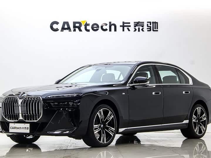 Фото 1 - BMW 7 Series