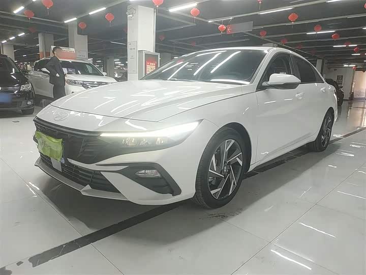 Фото 1 - Hyundai Elantra N line