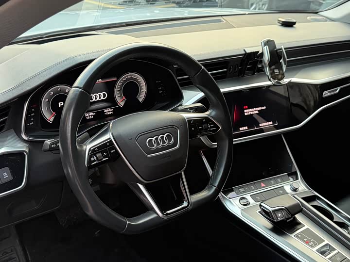 Фото 6 - Audi A7