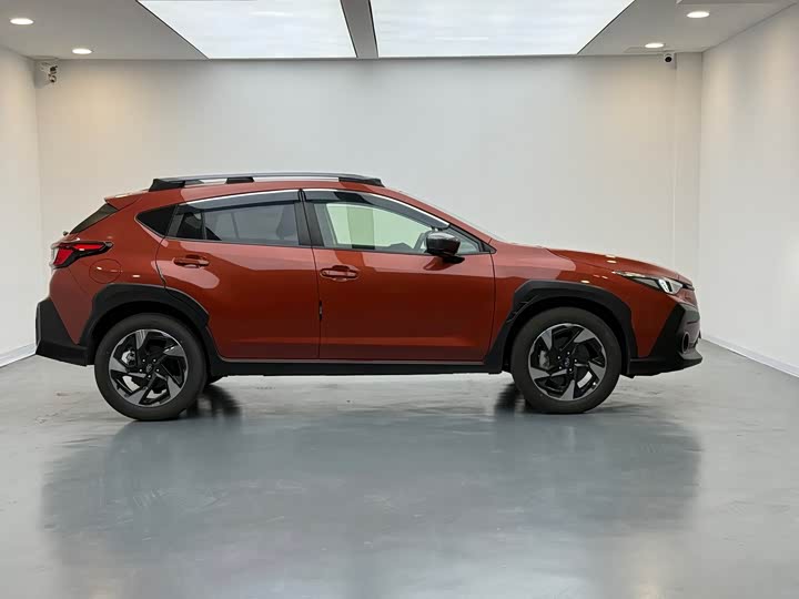 Фото 4 - Subaru Crosstrek