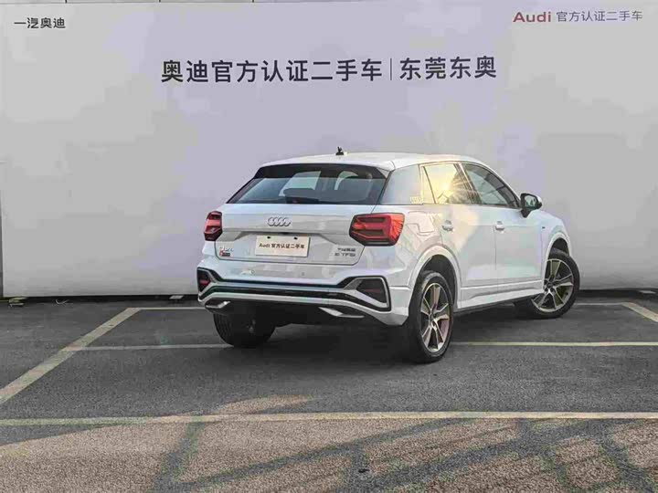 Фото 4 - Audi Q2L