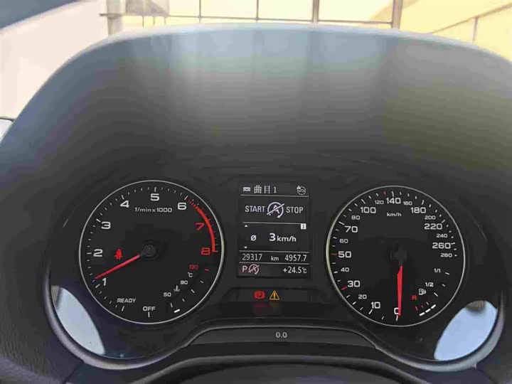 Фото 8 - Audi Q2L