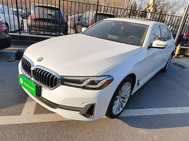 Фото 1 - BMW 5 Series