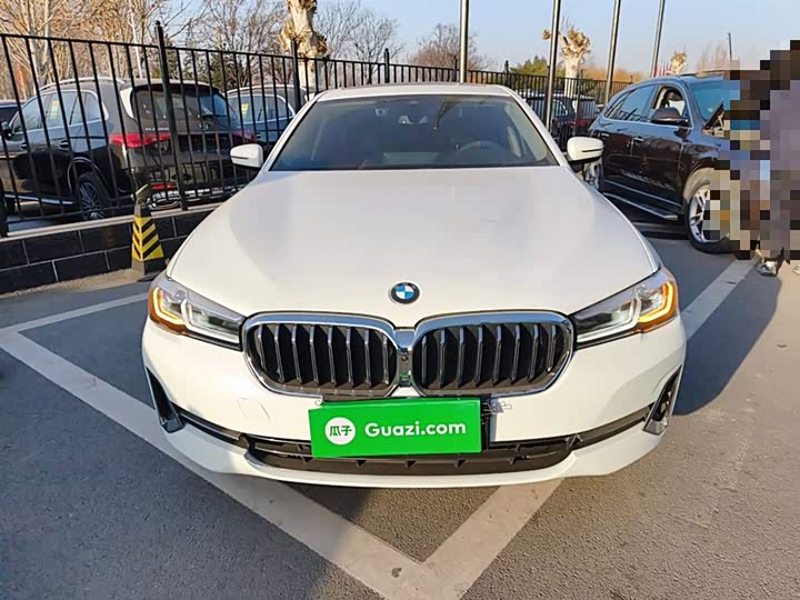 Фото 3 - BMW 5 Series