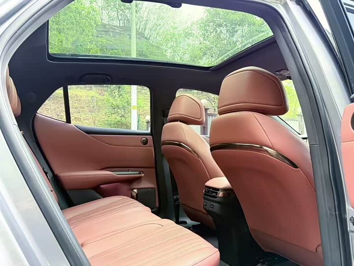 Фото 9 - Changan Qiyuan (Nevo) E07