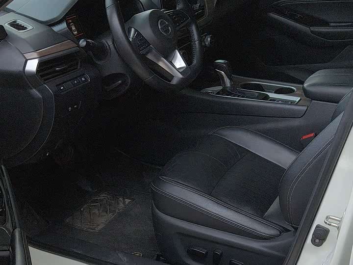 Фото 4 - Nissan Teana