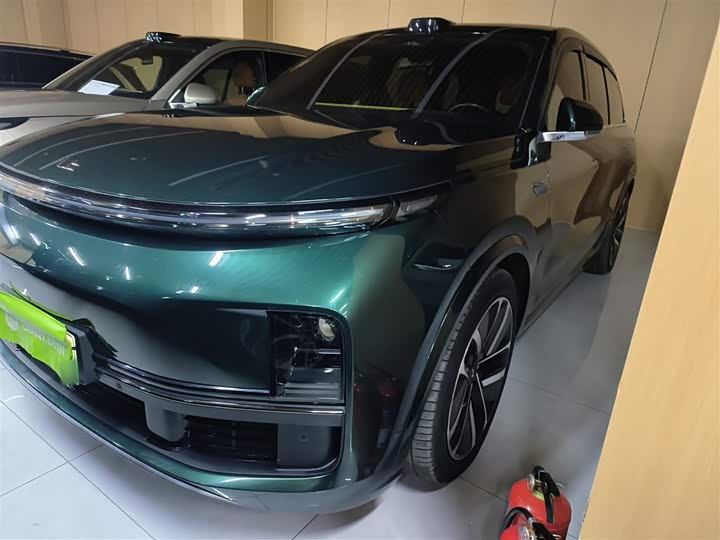 Фото 1 - LiXiang L9